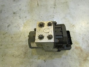 2001 Subaru Forester ABS Pump 2753MFC000