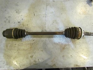 2001 Subaru Forester RH Passenger Front Axle Shaft