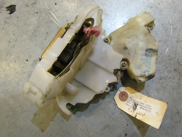 2004 Subaru Impreza WRX Front Driver Door Lock Acuator
