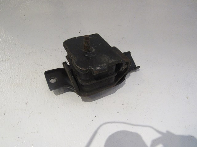 2001 Subaru Forester RH Passenger Engine Mount