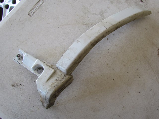 2001 Subaru Forester Rear LH Driver Dog Leg Molding