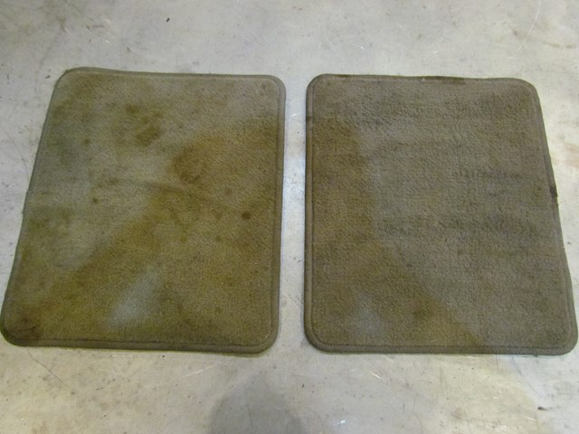2001 Subaru Forester Rear Floor Mat Set