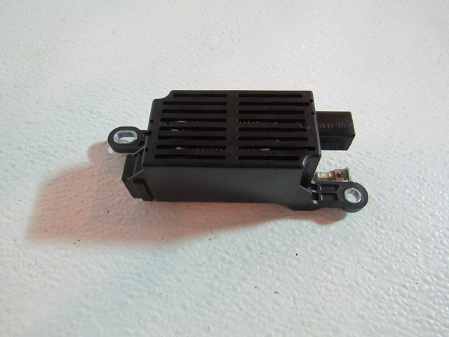 04 05 06 07 Mazda RX8 Antenna Amplifier