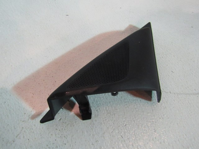 04 05 06 07  Mazda RX8 RH Passenger Sail Panel With Tweeter