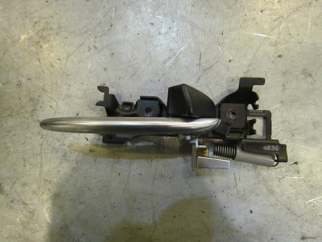 2004 Mazda RX8 RH Passenger Front Interior Door Handle