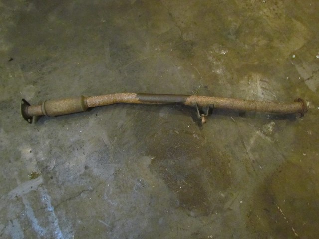 2001 Subaru Forester Exhaust Resonator. Flange Cut