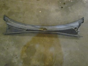 2004 Subaru Forester XT Windshield Wiper Cowl Vent OEM