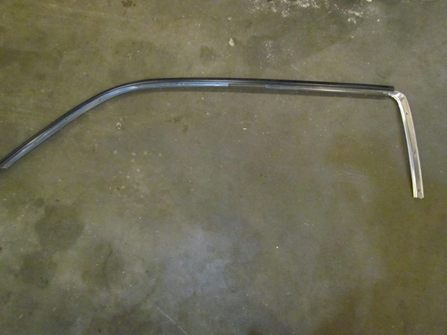 2004 Subaru Forester XT LH Driver Window Seal Trim