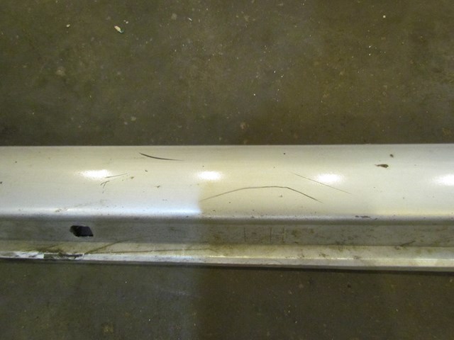 2004 Subaru Forester XT LH Driver Side Skirt. See Pictures. Minor Damage