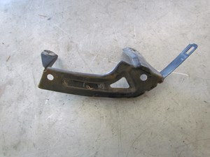 2004 Subaru Forester XT RH Passenger Rear Bumper Mount