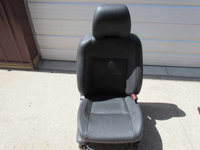 2004 Subaru Forester RH Passenger Leather Seat