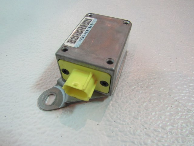 2004 Subaru Forester XT RH Passenger Side Impact Sensor 98235SA020