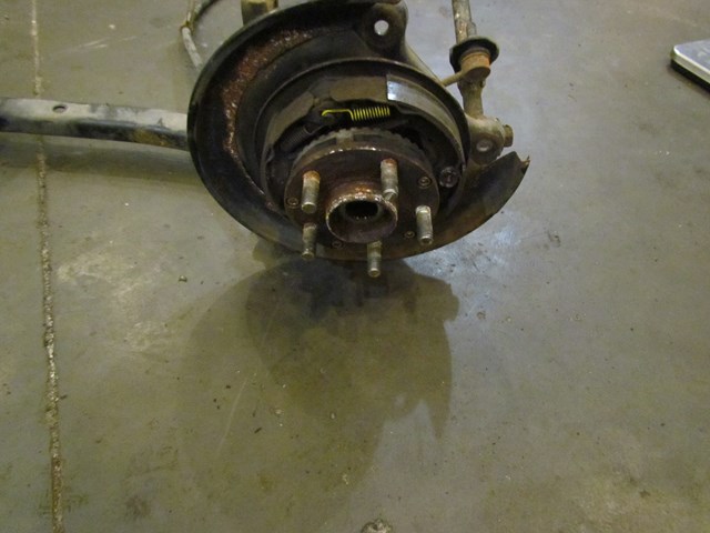 2004 Subaru Forester XT Rear LH Spindle w/Control Arms & More