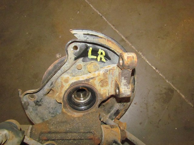 2004 Subaru Forester XT Rear LH Spindle w/Control Arms & More