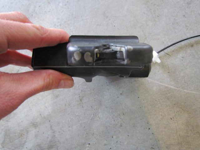 2008 Infiniti G35x Trunk Latch & Emergency Pull