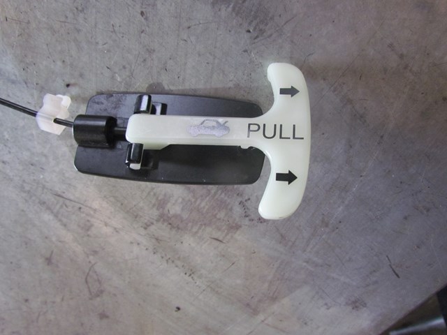 2008 Infiniti G35x Trunk Latch & Emergency Pull