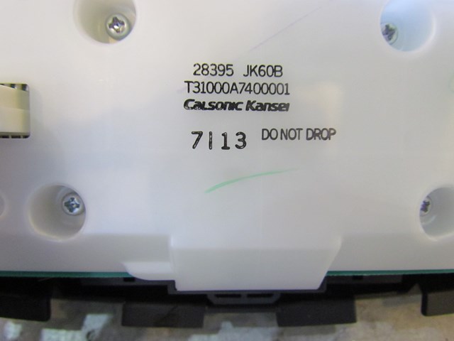 2008 Infiniti G35x Radio Controls, Bezel & Vents 28395 JK60B