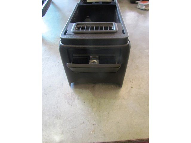 2008 Infiniti G35x Sedan AT Center Console Lower Portion