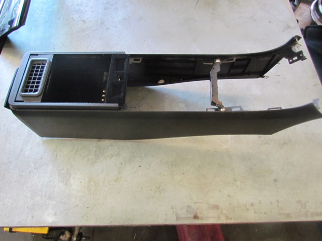 2008 Infiniti G35x Sedan AT Center Console Lower Portion