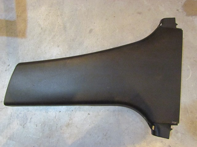 2008 Infintiti G35X Sedan LH Driver Lower B Pillar Trim