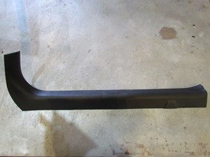 2008 Infiniti G35X Sedan RH Passenger Front Interior Kick Plate