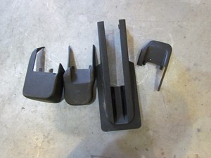 2008 Infiniti G35X Sedan RH Passenger Front Seat Rail Covers 