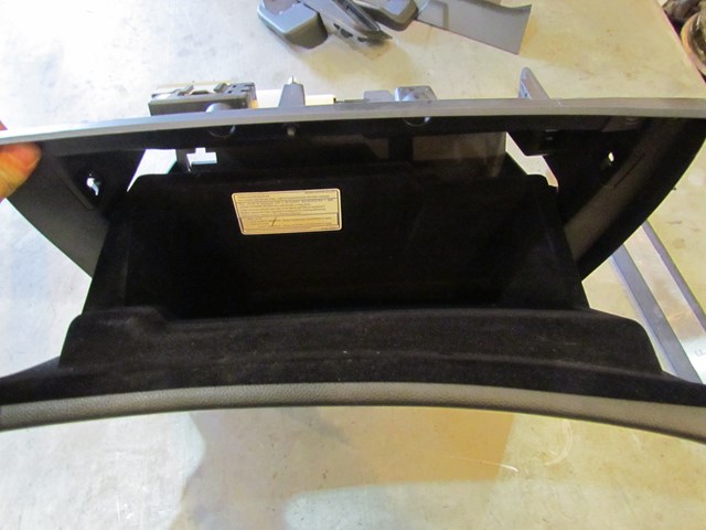 2008 Infiniti G35X Sedan Glove Box