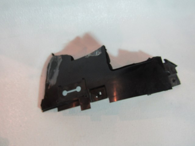 07 08 Infiniti G35 Sedan RH Radiator Air Duct