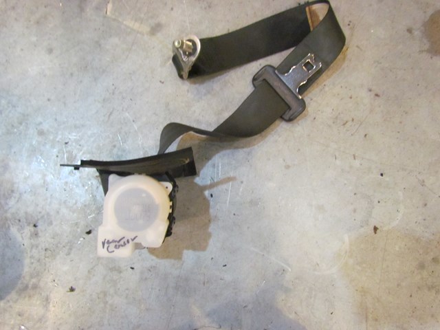 2008 Infiniti G35x Rear Center Seat Belt