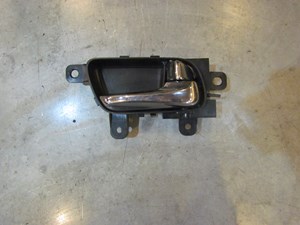 2008 Infiniti G35x Sedan Rear RH Passenger Interior Door Handle