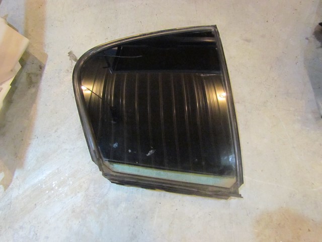 2008 Infiniti G35x Rear RH Passenger Quarter Glass
