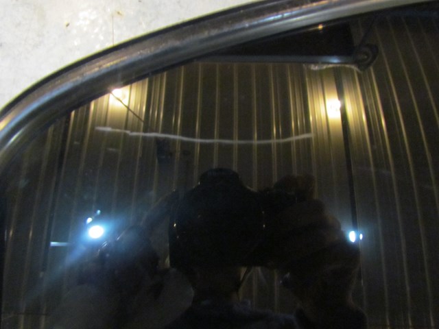 2008 Infiniti G35x Rear RH Passenger Quarter Glass