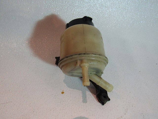 2007 2008 Infiniti G35x Sedan Power Steering Reservoir