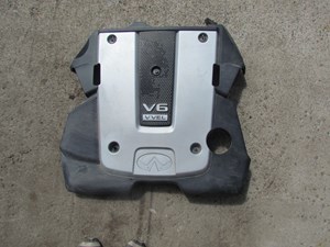 2008 Infiniti G37 Coupe Engine Cover Missing Emblem