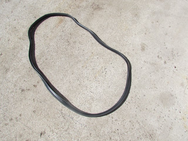 2008 Infiniti G37 Coupe Trunk Seal