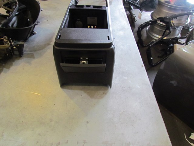 2008 Infiniti G37 Coupe AT Center Console 96910 JK00A