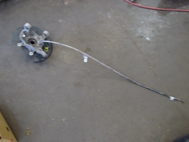 2008 Infiniti G37 Coupe RH Passenger Rear Spindle