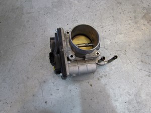 2008 Infiniti G37 Coupe RH Throttle Body- Cracked
