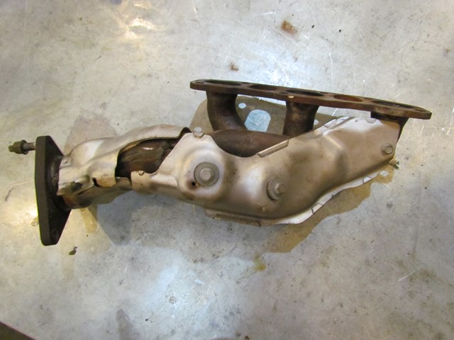 2008 Infiniti G37 LH Driver Exhaust Manifold w/Heat Shield