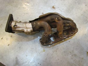 2008 Infiniti G37 LH Driver Exhaust Manifold w/Heat Shield