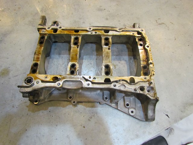 2008 Infiniti G37 Coupe VQ37VHR Lower Crank Case