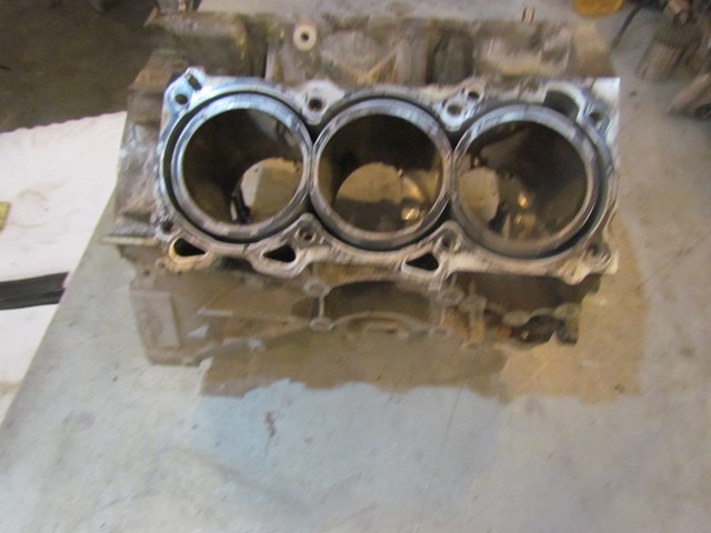 2008 Infiniti G37 Coupe VQ37VHR Cylinder Block