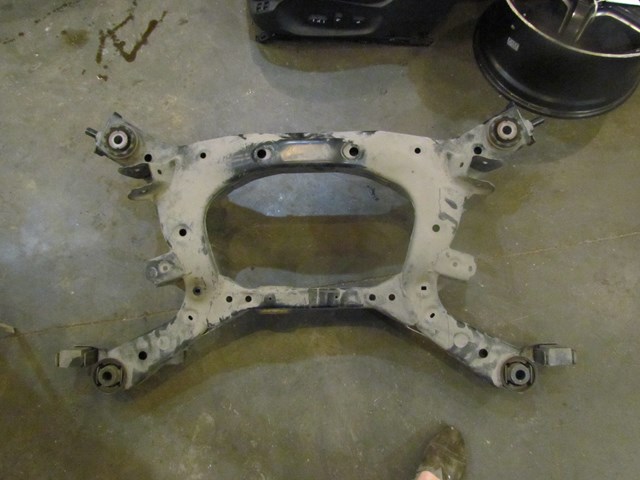 2008 Infiniti G37 S Coupe RWD Rear Subframe