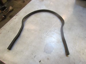 2004 Audi A8 A8L Rain Tray Hood Seal OEM