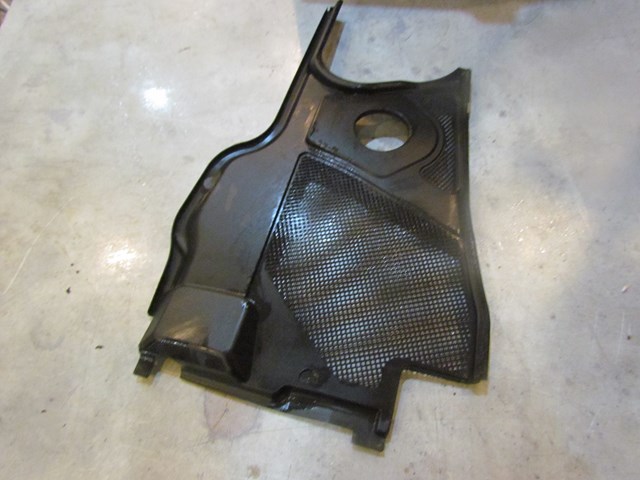 2004 Audi A8L D3 LH Driver Wiper Cowl Engine Bay Cover