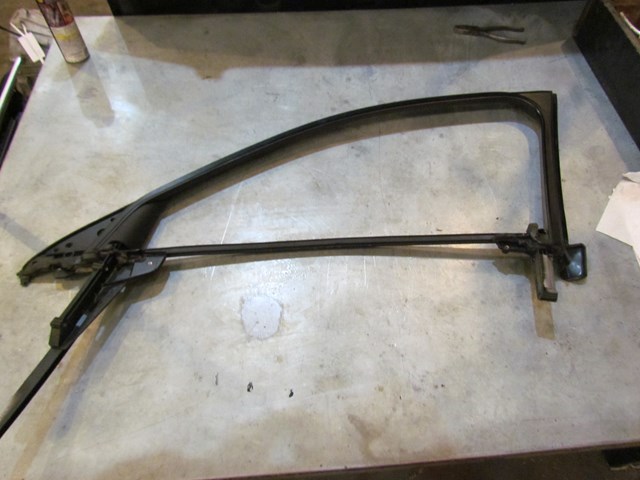 2004 Audi A8L D3 RH Passenger Front Window Frame