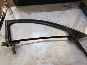 2004 Audi A8L D3 RH Passenger Front Window Frame