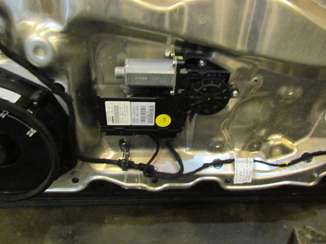 2004 Audi A8L D3 Front RH Passenger Door