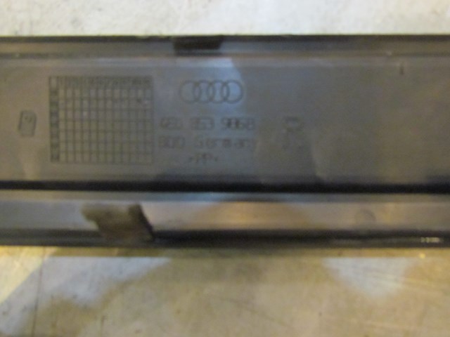 2004 Audi A8L Front RH Door Sill Kick Plate 4E0 853 986B