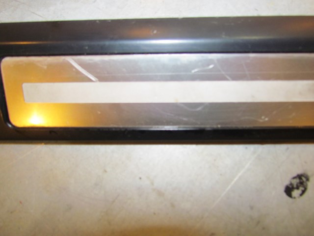 2004 Audi A8L D3 LH Door Sill Kick Plate 4E0 853 985B